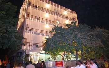 Dwarka Palace Samalkha Dış mekan fotoğraf